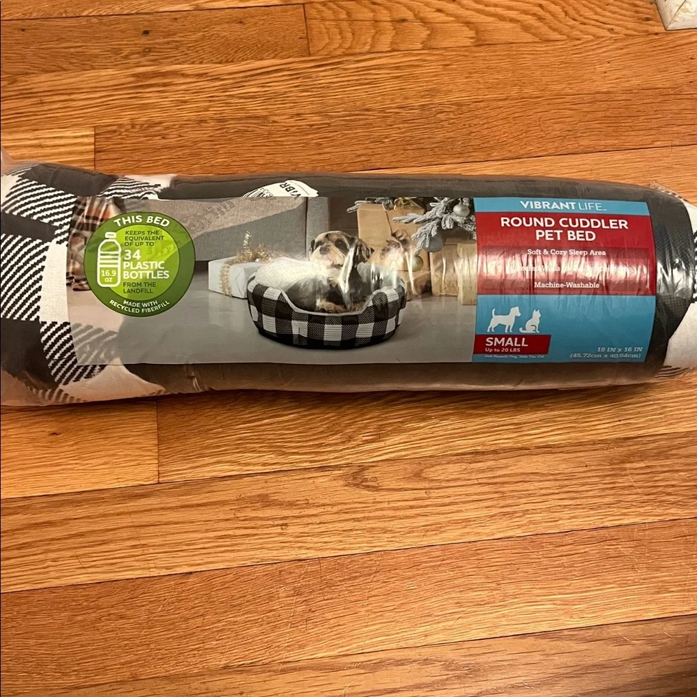 Vibrant Life Round Cuddler Pet Bed - Black & White Plaid - NEW
